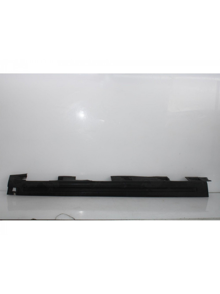 Faldón lateral izquierdo LAND ROVER RANGE ROVER SPORT V6 TD HSE 2005