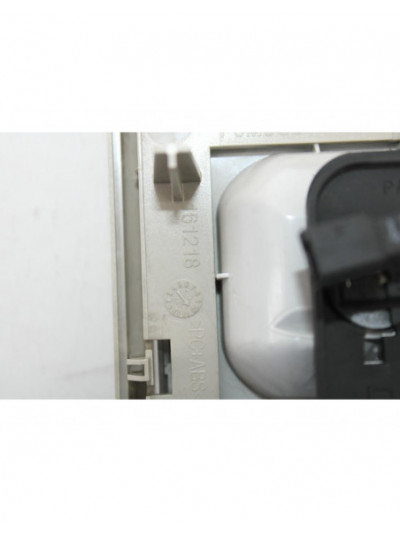 Recambio de luz interior para land rover discovery (...) referencia OEM IAM XDE500341LUM