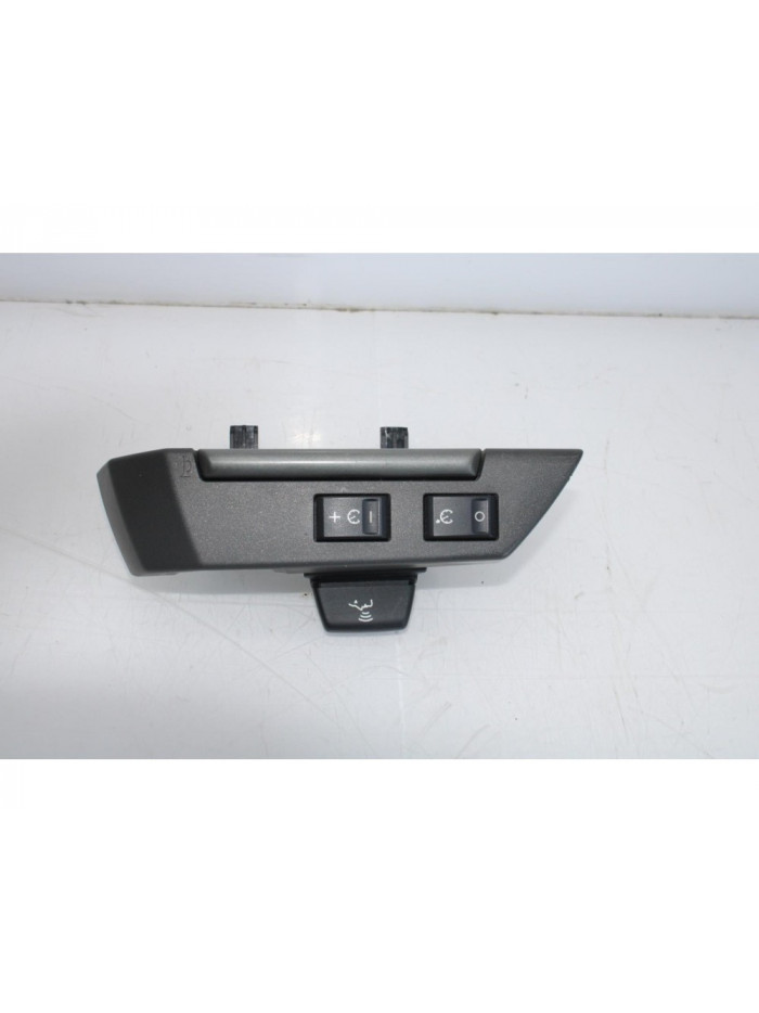 Recambio de mando control crucero para land rover range rover sport v6 td hse referencia OEM IAM XPD500601