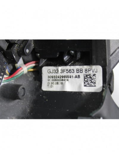 Recambio de volante para land rover evoque hse referencia OEM IAM GJ323F563BB