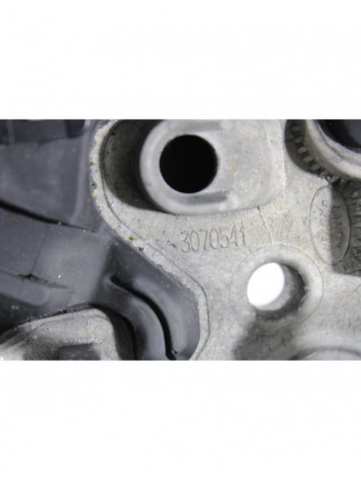 Recambio de volante para land rover evoque hse referencia OEM IAM GJ323F563BB