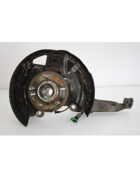 Recambio de mangueta delantera izquierda para land rover range rover sport v6 td hse referencia OEM IAM RUB500130