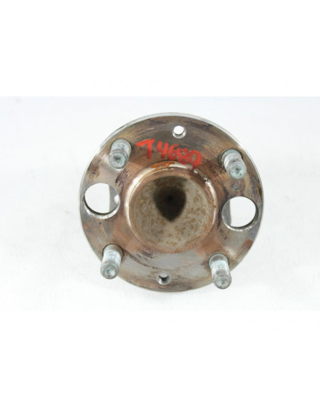 Recambio de buje para mazda 2 (dy) 1.4 cd referencia OEM IAM