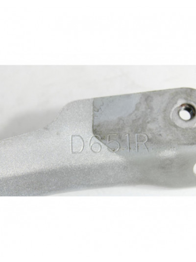 Recambio de bisagra capo derecha para mazda 2 (dy) 1.4 cd referencia OEM IAM D651R