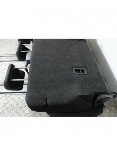 Recambio de asientos traseros para mazda 2 (dy) 1.4 cd referencia OEM IAM