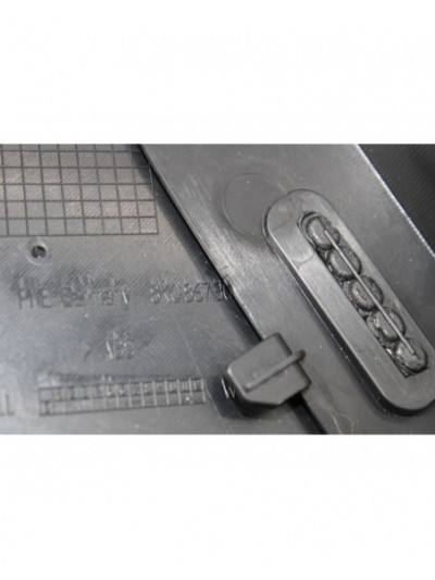 Recambio de guarnecido puerta trasera izquierda para audi a4 b8 avant (8k5) 2.0 tdi referencia OEM IAM 8T8867305