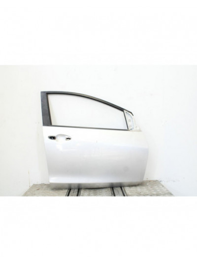 Recambio de puerta delantera derecha para mazda 2 (dy) 1.4 cd referencia OEM IAM