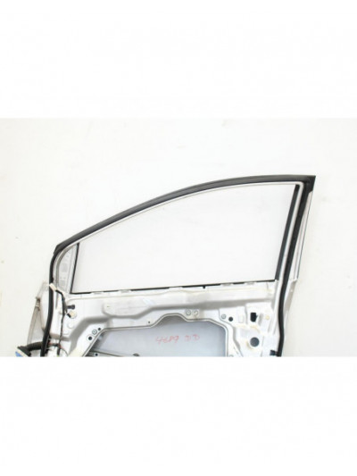 Puerta delantera derecha MAZDA 2 1.4 CD 2008