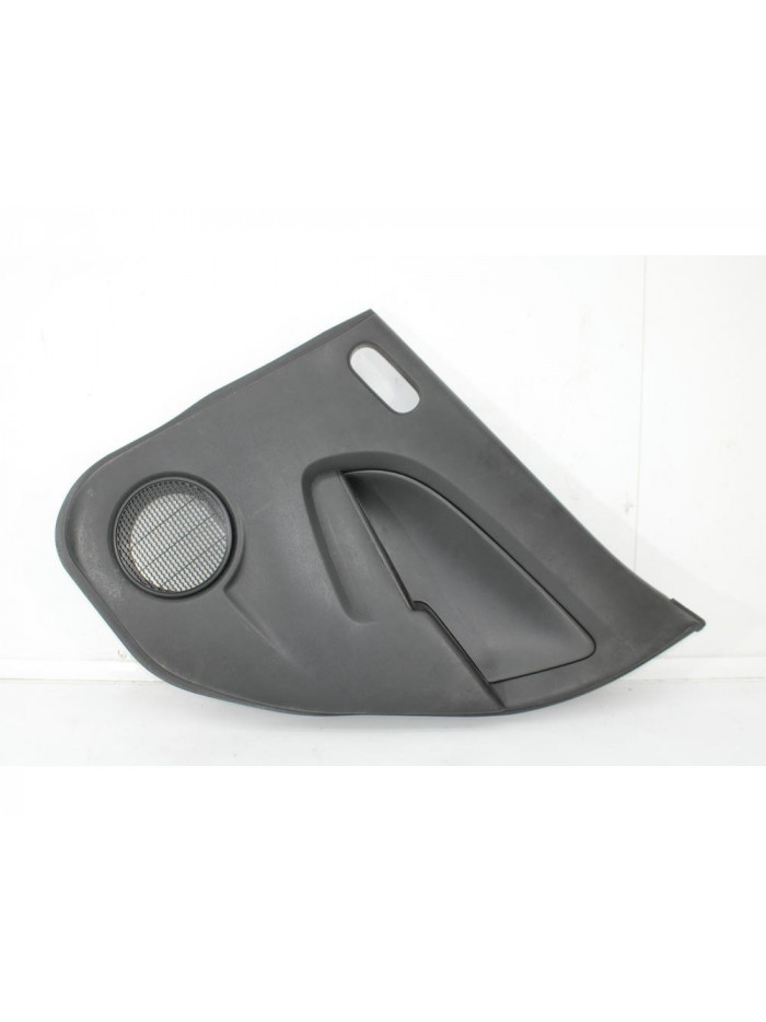Guarnecido puerta trasera derecha MAZDA 2 1.4 CD 2008