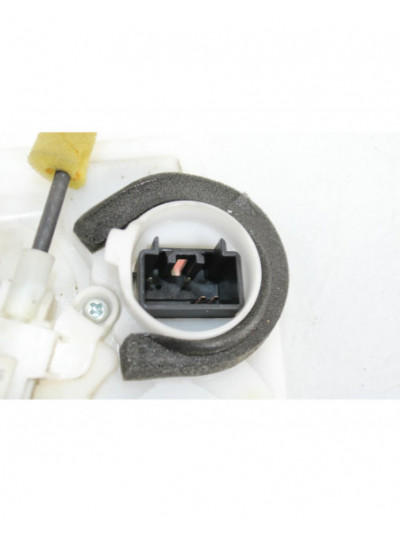 Cerradura puerta delantera derecha MAZDA 2 1.4 CD 2008