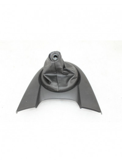 Recambio de guarnecido palanca cambio para mazda 2 (dy) 1.4 cd referencia OEM IAM D65164341