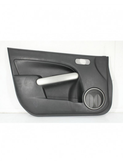 Recambio de guarnecido puerta delantera izquierda para mazda 2 (dy) 1.4 cd referencia OEM IAM D651684N1