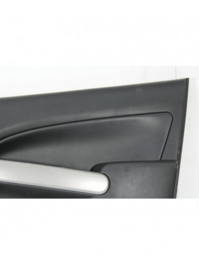 Guarnecido puerta delantera derecha MAZDA 2 1.4 CD 2008