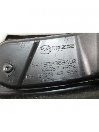 Recambio de guarnecido puerta delantera derecha para mazda 3 lim. (bl) sportive referencia OEM IAM BES36842002