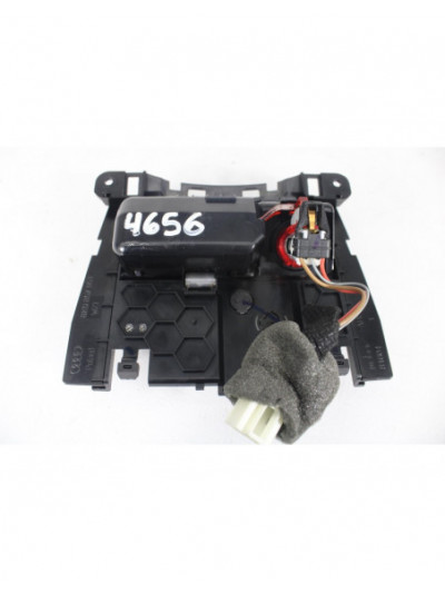 Recambio de cenicero para audi a4 b8 avant (8k5) 2.0 tdi referencia OEM IAM 8K0857951
