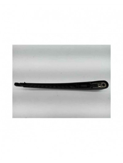 Brazo limpia trasero MAZDA 3 LIM. 1.6 CD Diesel CAT 2006