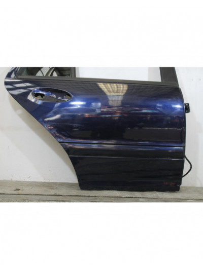 Puerta trasera derecha MERCEDES-BENZ CLASE C C 220 CDI 2001