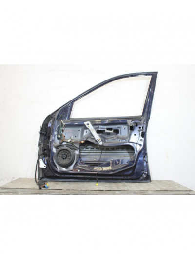 Puerta delantera derecha MERCEDES-BENZ CLASE C C 220 CDI 2001