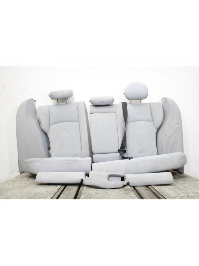 Asientos traseros MERCEDES-BENZ CLASE C C 220 CDI 2001