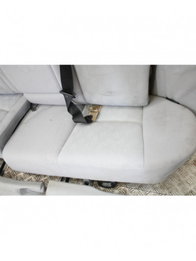 Asientos traseros MERCEDES-BENZ CLASE C C 220 CDI 2001