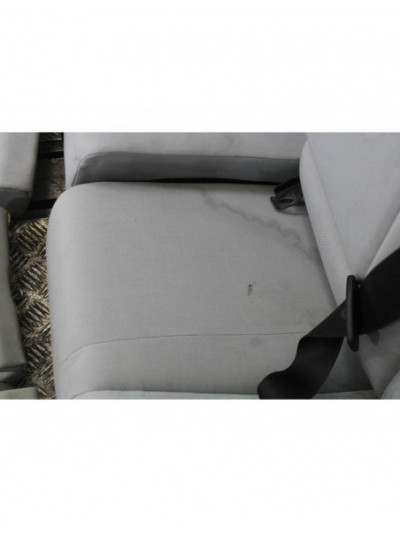 Asientos traseros MERCEDES-BENZ CLASE C C 220 CDI 2001