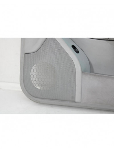 Guarnecido puerta delantera derecha MERCEDES-BENZ CLASE C C 220 CDI 2001