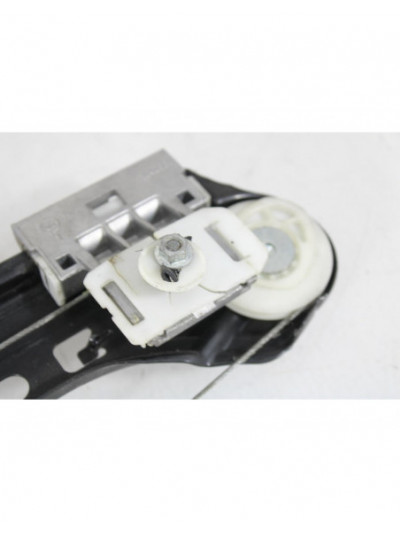 Elevalunas trasero derecho MERCEDES-BENZ CLASE C C 220 CDI 2001