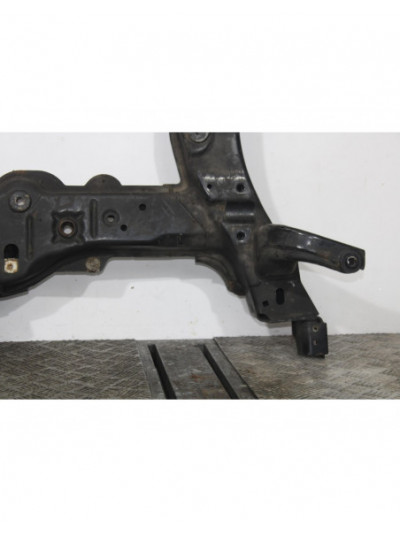 Recambio de puente delantero para mercedes-benz cla coupé (c117) cla 180 (117.342) referencia OEM IAM A2466201200A