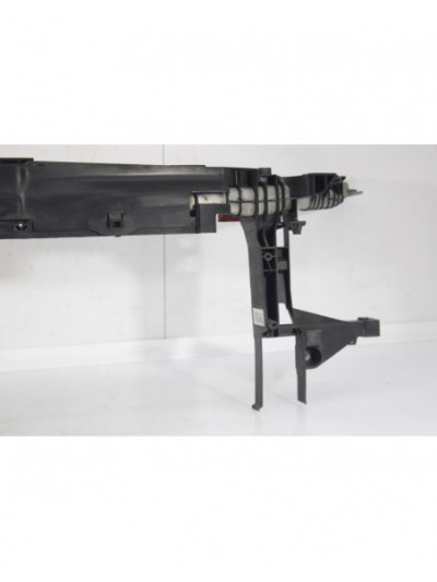 Recambio de panel frontal para mercedes-benz cla coupé (c117) cla 180 (117.342) referencia OEM IAM A2466200234