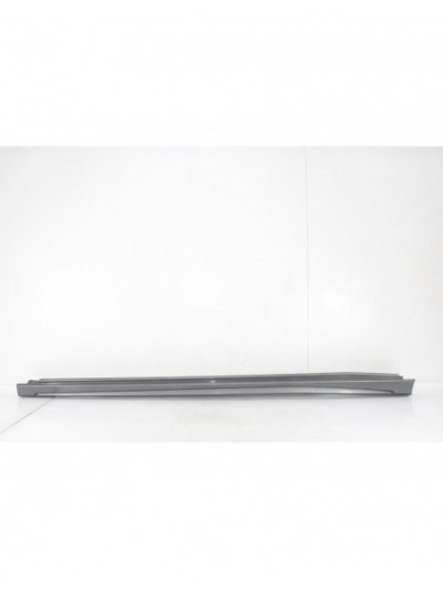 Recambio de faldon lateral izquierdo para mercedes-benz cla coupé (c117) cla 180 (117.342) referencia OEM IAM 001176882