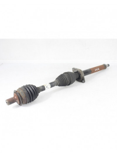 Transmision delantera derecha MERCEDES-BENZ CLA Coupé CLA 180 2015