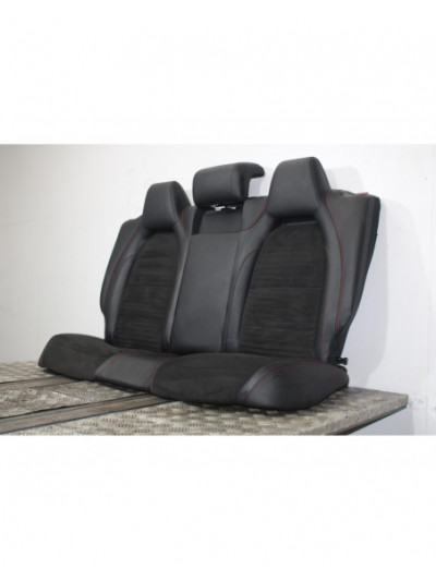 Asientos traseros MERCEDES-BENZ CLA Coupé CLA 180 2015