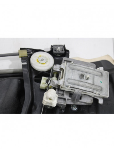 Recambio de elevalunas delantero izquierdo para mercedes-benz cla coupé (c117) cla 180 (117.342) referencia OEM IAM A1175400805