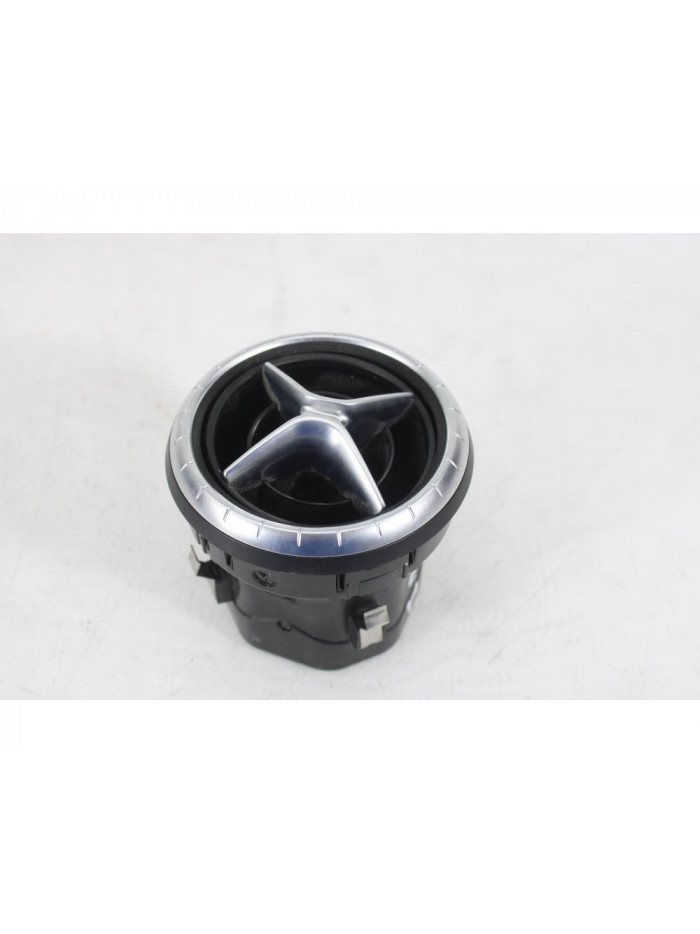 Rejilla aireadora MERCEDES-BENZ CLA Coupé CLA 180 2015