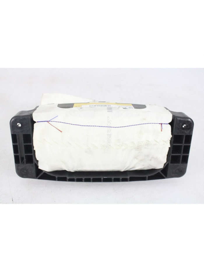 Recambio de airbag delantero derecho para mercedes-benz cla coupé (c117) cla 180 (117.342) referencia OEM IAM A1768600002