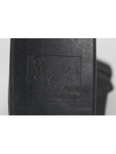 Recambio de anclaje cinturon trasero derecho para mercedes-benz cla coupé (c117) cla 180 (117.342) referencia OEM IAM A176860046