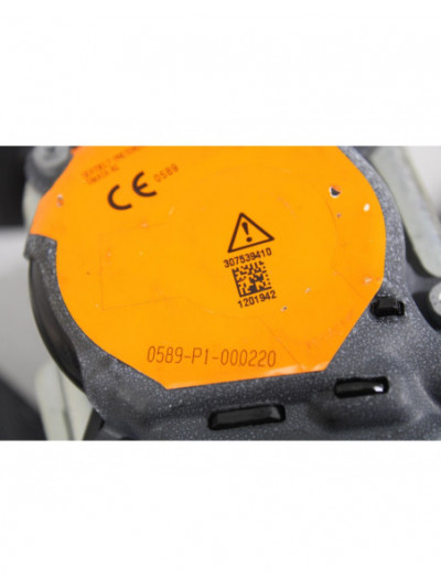 Recambio de cinturon seguridad delantero derecho para mercedes-benz cla coupé (c117) cla 180 (117.342) referencia OEM IAM A17686