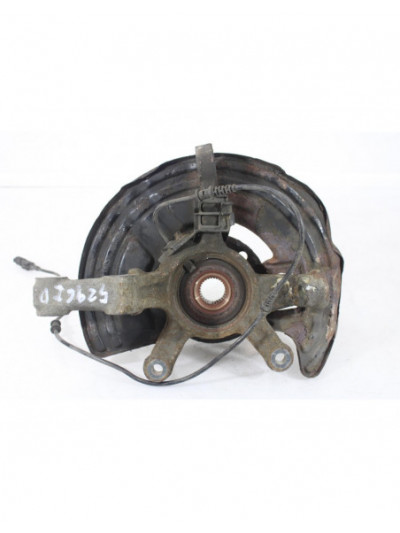 Recambio de mangueta delantera derecha para mercedes-benz cla coupé (c117) cla 180 (117.342) referencia OEM IAM A2464210820