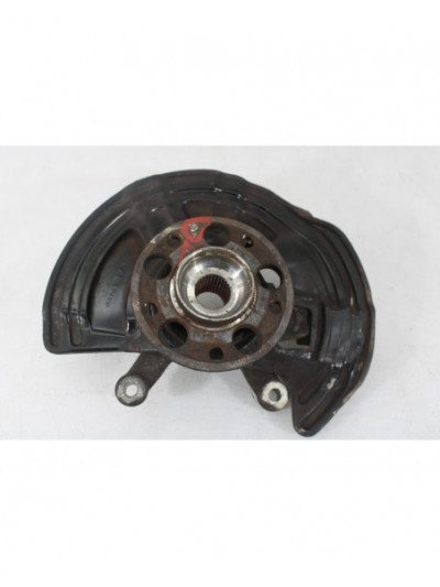 Recambio de mangueta delantera izquierda para mercedes-benz cla coupé (c117) cla 180 (117.342) referencia OEM IAM A2464210720