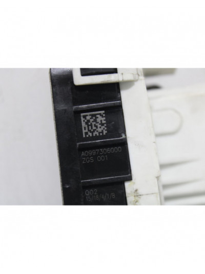 Recambio de cerradura puerta trasera derecha para mercedes-benz cla coupé (c117) cla 180 (117.342) referencia OEM IAM A117732020