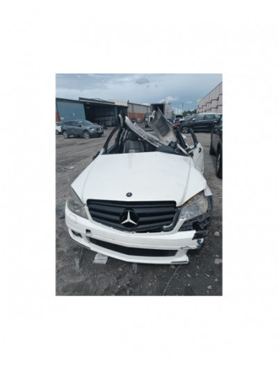 mercedes-benz clase c (w204) del año 2007