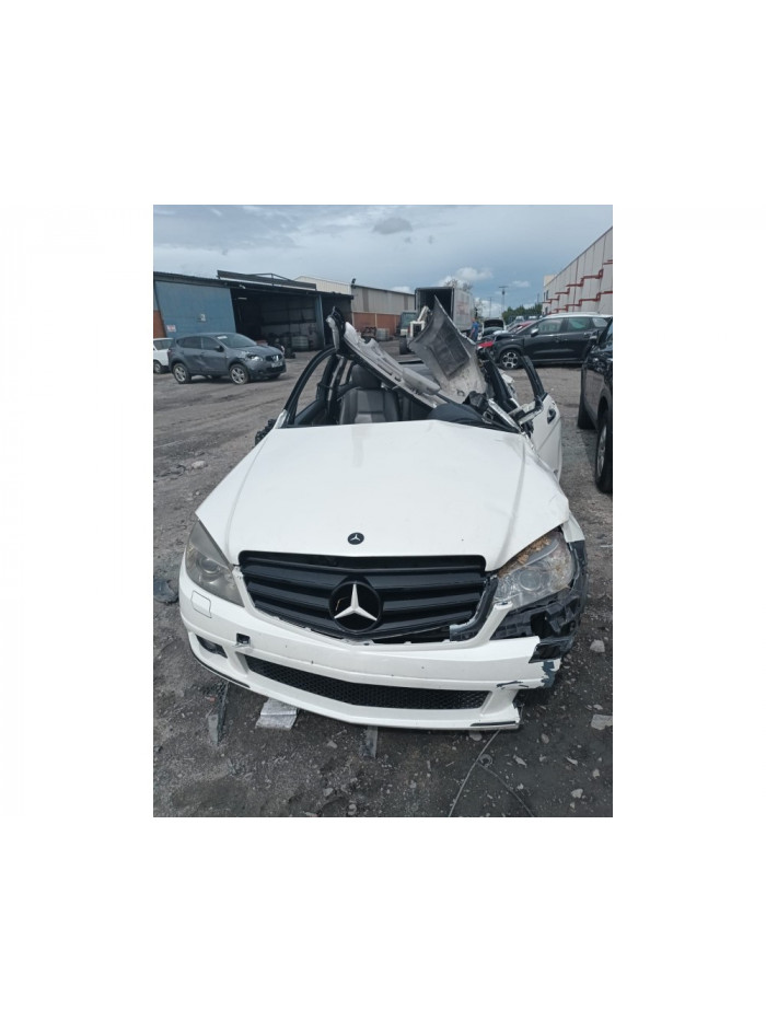 mercedes-benz clase c (w204) del año 2007