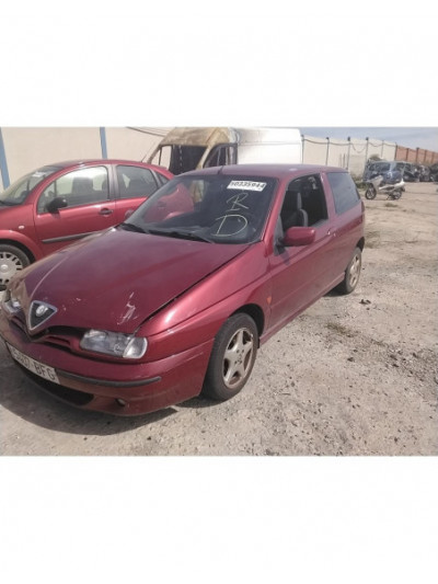 alfa romeo 145 (930_) del año 2001