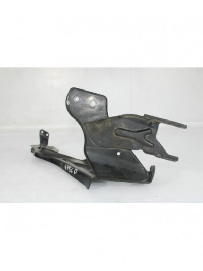 Recambio de soporte faro derecho para mercedes-benz clase c (w204) c 220 cdi (204.008) referencia OEM IAM PP204620590