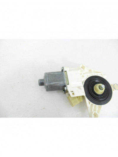 Motor elevalunas delantero derecho MERCEDES-BENZ CLASE C C 220 CDI 2007