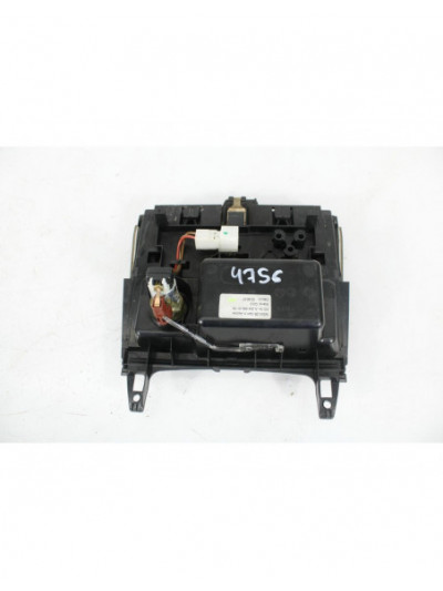 Recambio de cenicero para mercedes-benz clase c (w204) c 220 cdi (204.008) referencia OEM IAM A2046800179