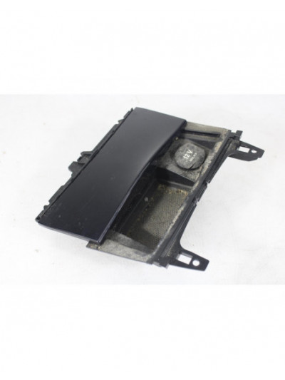 Cenicero MERCEDES-BENZ CLASE C  BERLINA C 200 CDI BlueEfficiency 2009