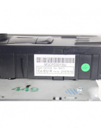 SISTEMA AUDIO / RADIO CD AUDI A4 BER. BÁSICO 2008 REF. AUDI A4 BER. BÁSICO 2008 REF. AUDI A4 BER. Básico 2008
