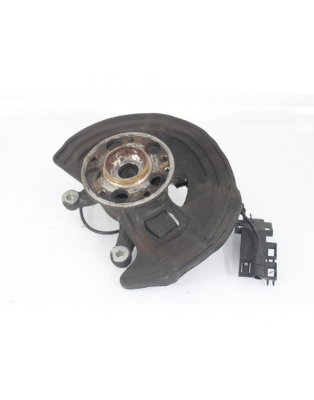 Recambio de mangueta delantera izquierda para mercedes-benz clase cla (w117) cla 180 (117.342) referencia OEM IAM 3816D.I.