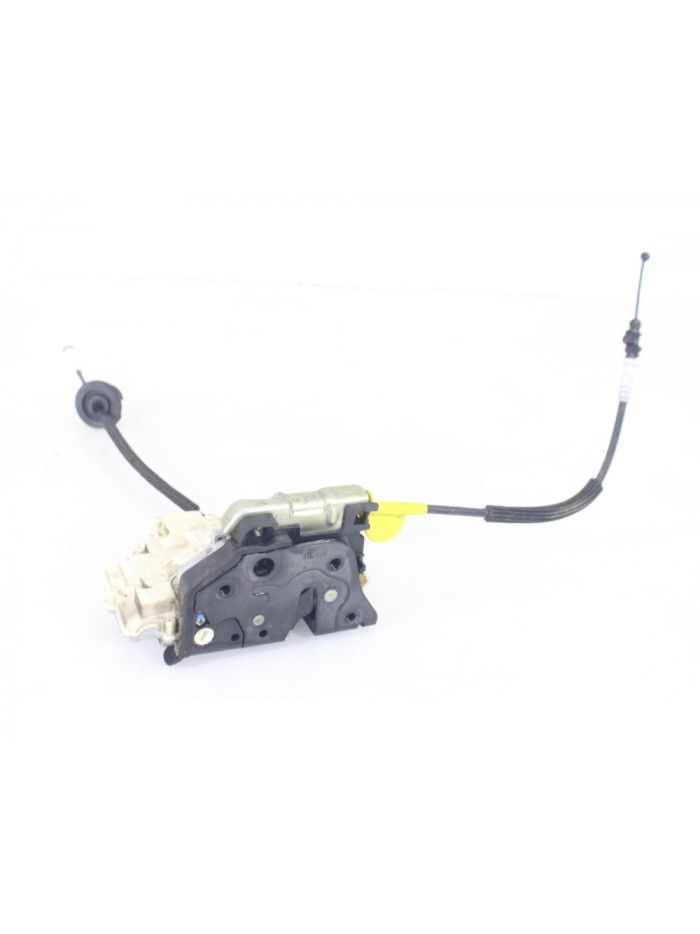 Cerradura puerta trasera derecha AUDI A4 BER. Básico 2008